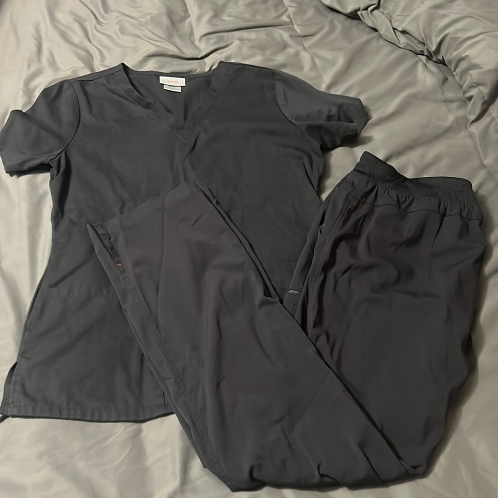 Barco Scrub Set